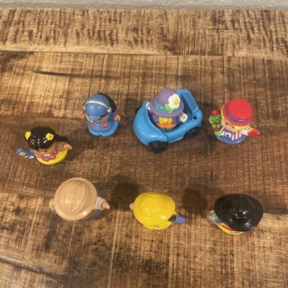 Fisher Price Little People lot of 7 community workers and friends - Picture 5 of 8